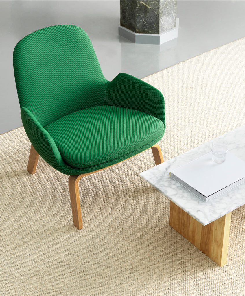 Era Lounge Chair Low Black Oak