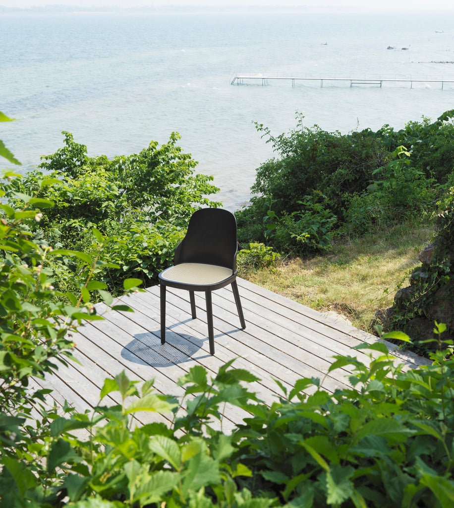 Allez Chair Molded wicker/ PP