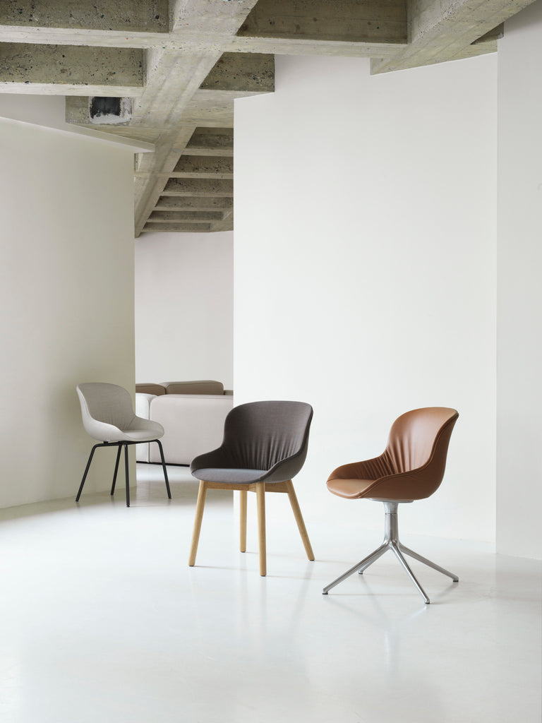 Hyg Comfort Chair Full Upholstery (Oak)