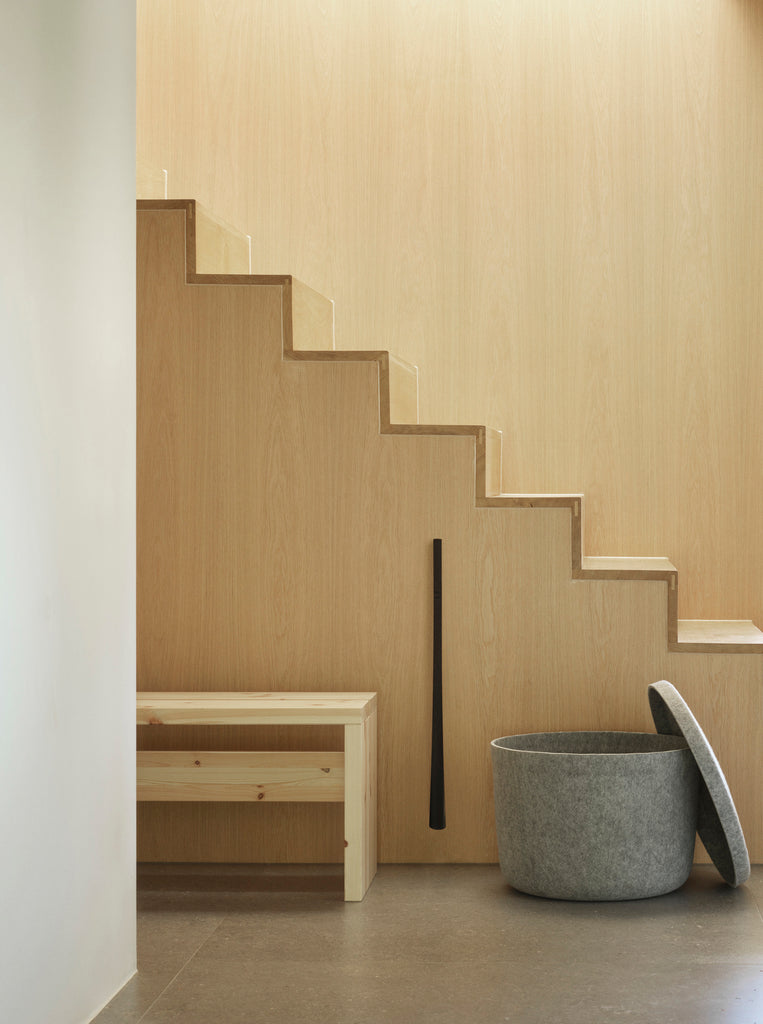 Hide Storage Pouf Small