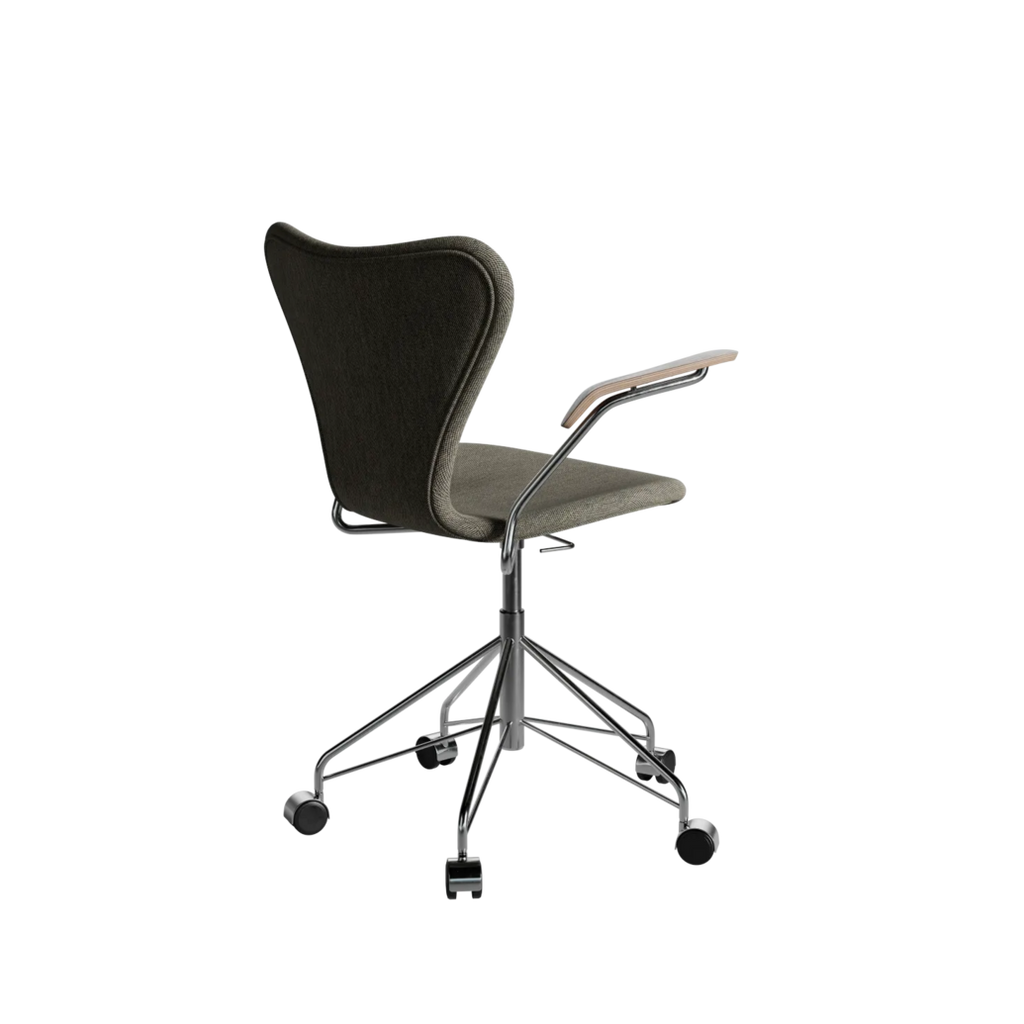 Series 7™ Swivel Armchair