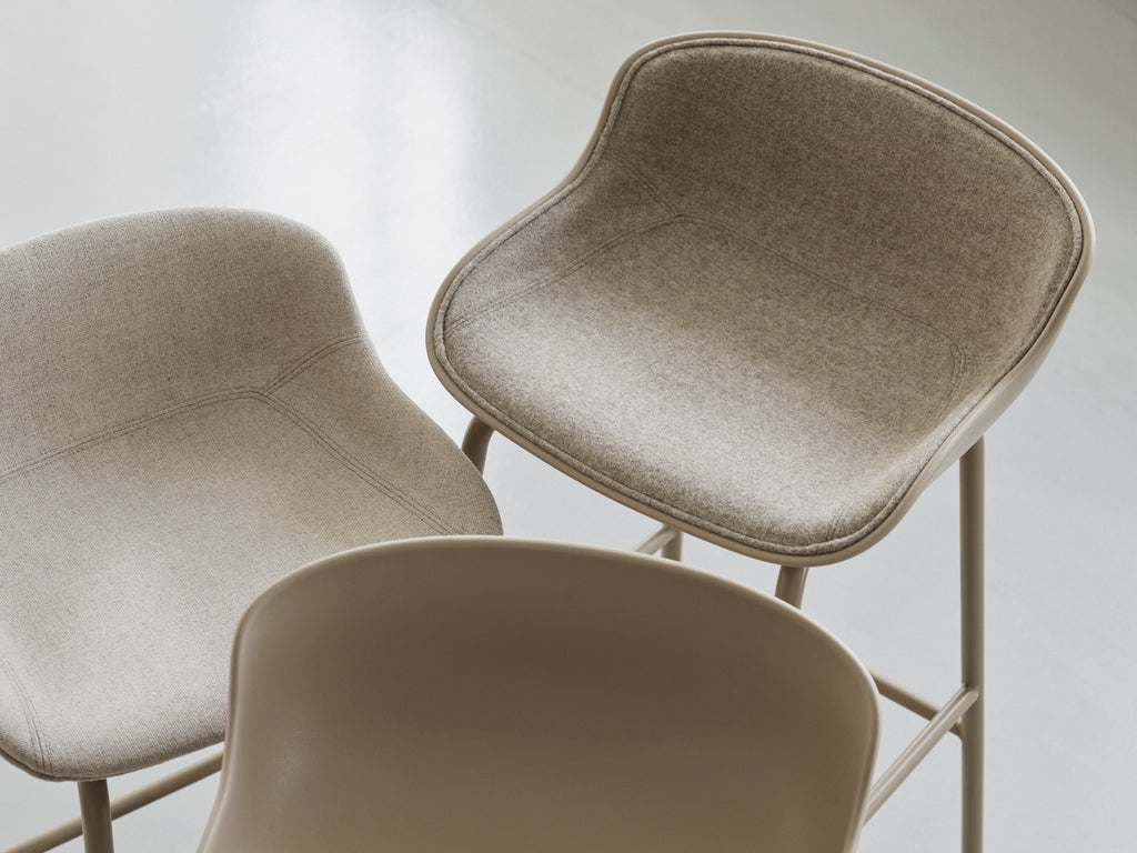 Hyg Barstool 65 cm Front Upholstery (White & White Steel)