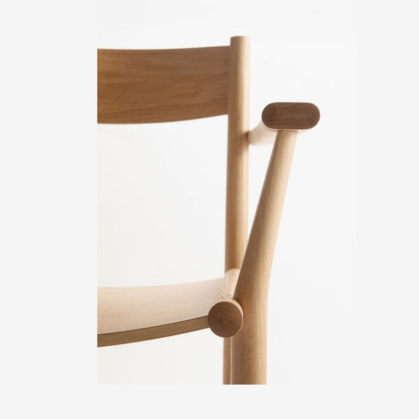 Akademia Armchair, Ash