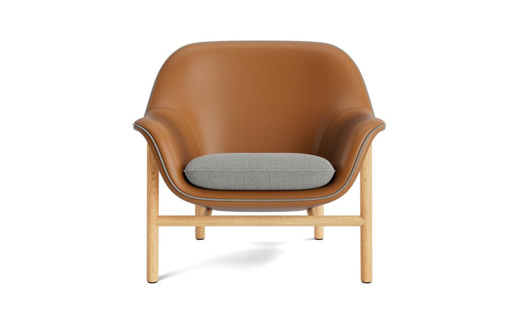 Drape Lounge Chair Low (Oak)