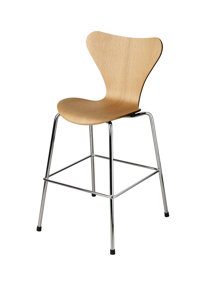 Series 7 junior chair