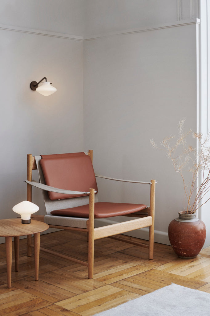 HB Lounge Chair