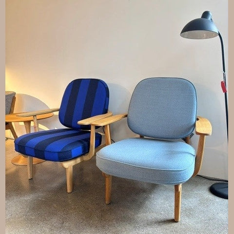 Fred™ lounge chair, blue stripe