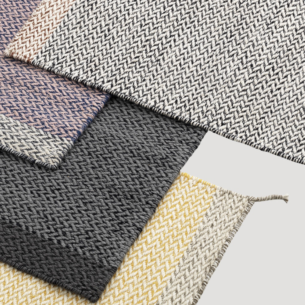 Muuto Ply Rug Black-White 200 cm