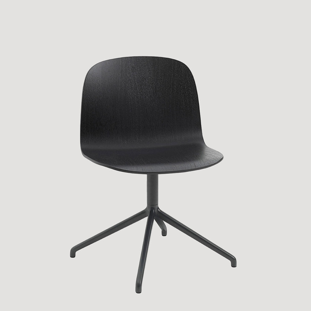 Muuto Visu Wide Chair with Swivel Base